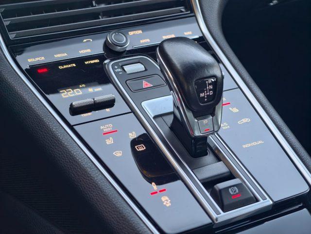 PORSCHE Panamera 3.0 4 Sport Turismo