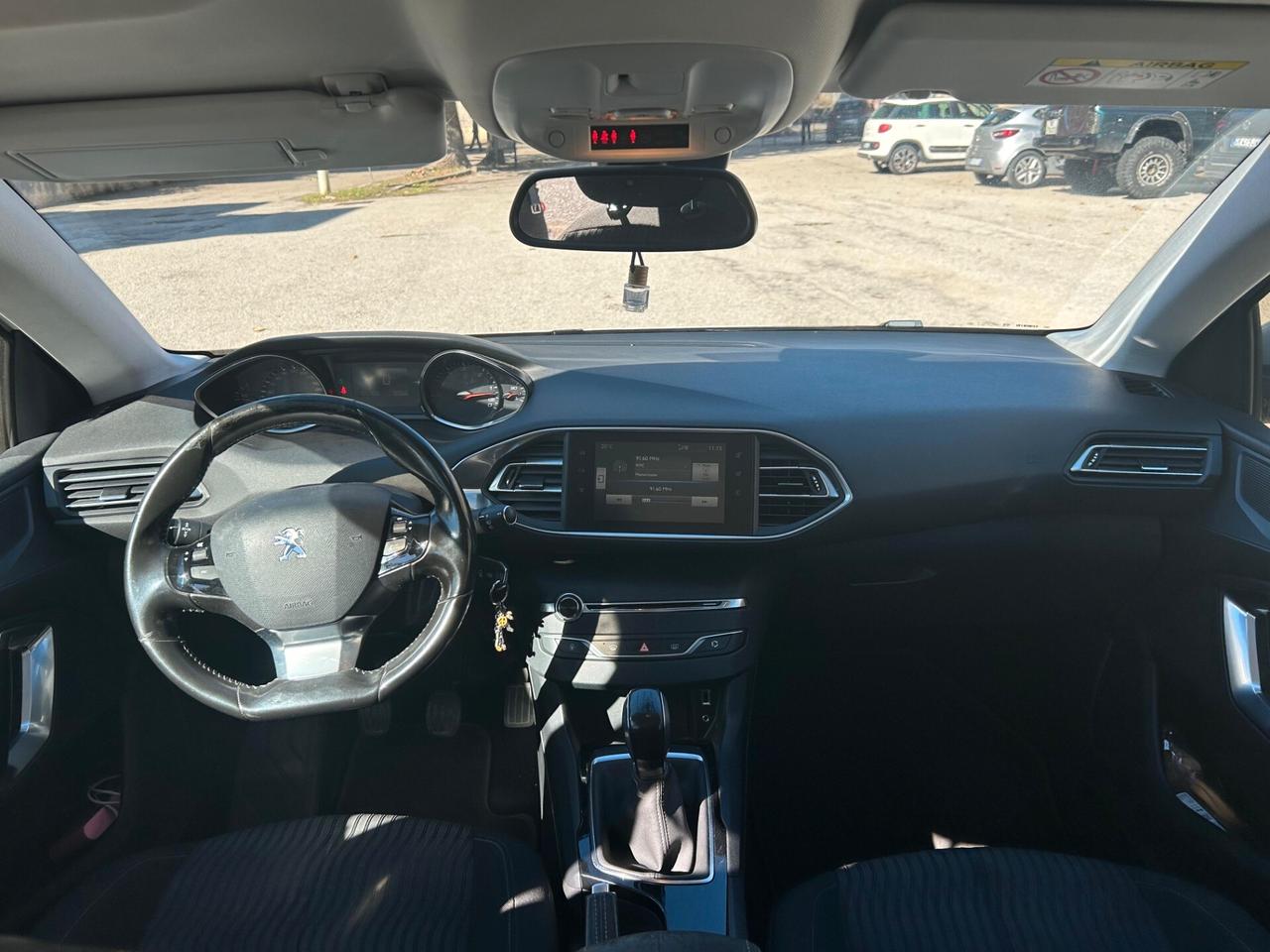 Peugeot 308 BlueHDi 150 S&S SW Allure