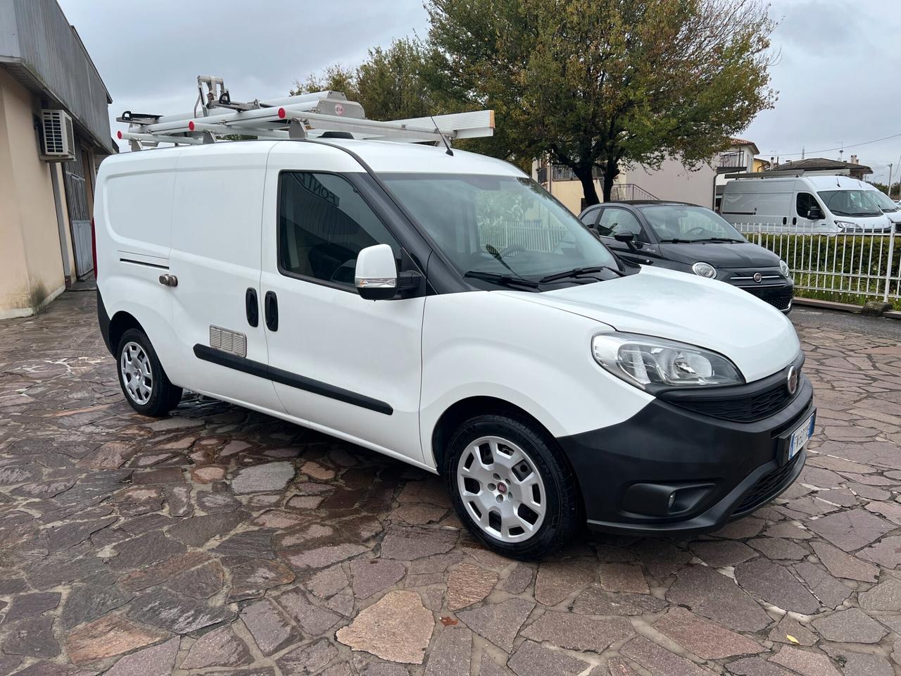 Fiat Doblo 1.4 T-Jet Natural Power PL-TN Cargo Maxi Allestito