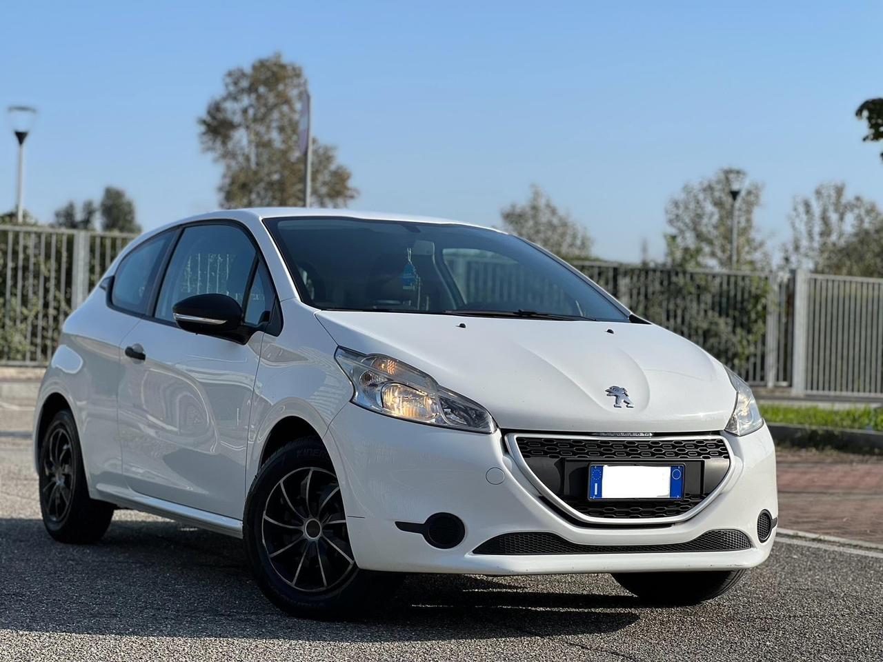 Peugeot 208 PureTech 68 3 porte Access