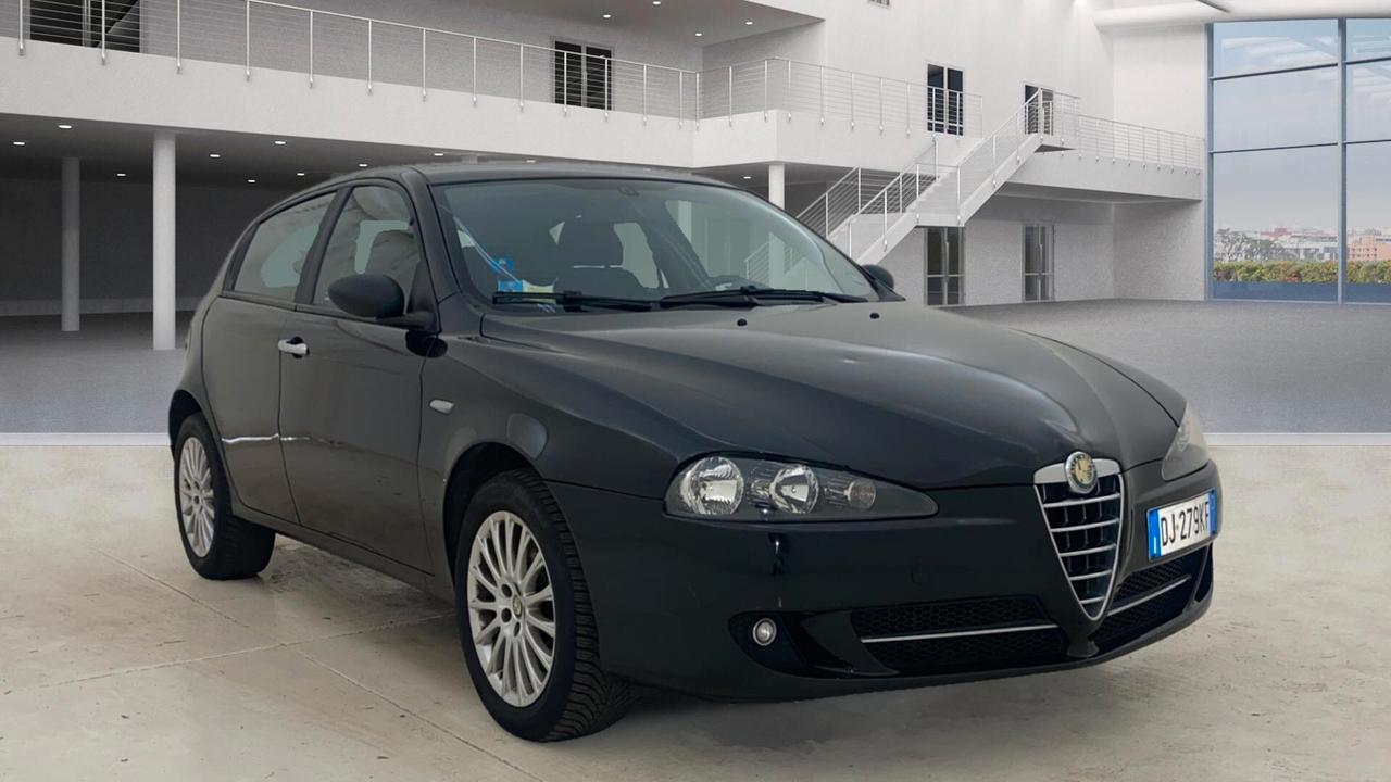 ALFA ROMEO 147 1.6 BENZINA NEOPATENTATI