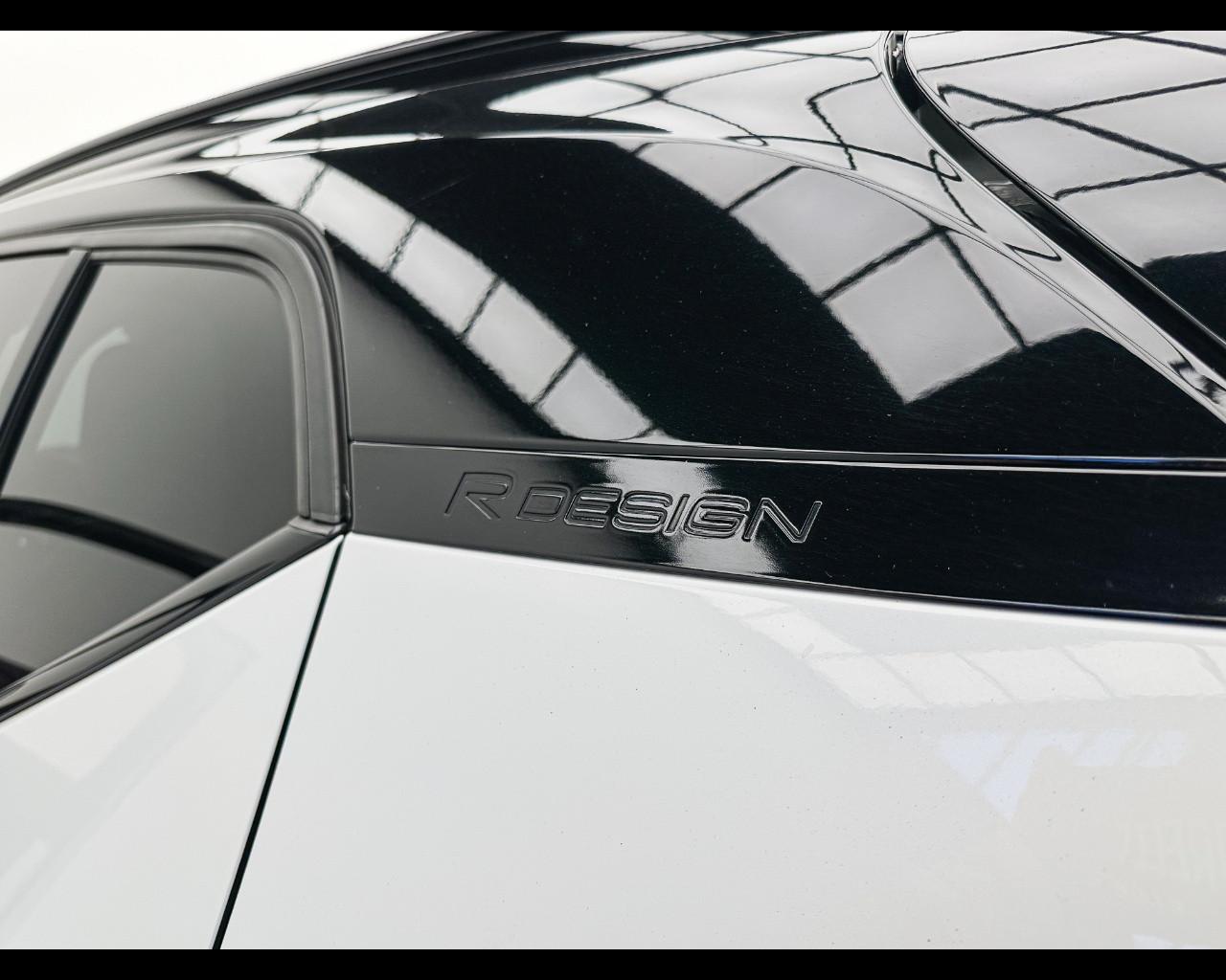 VOLVO XC40 (2017--->) - XC40 D3 AWD Geartronic R-design