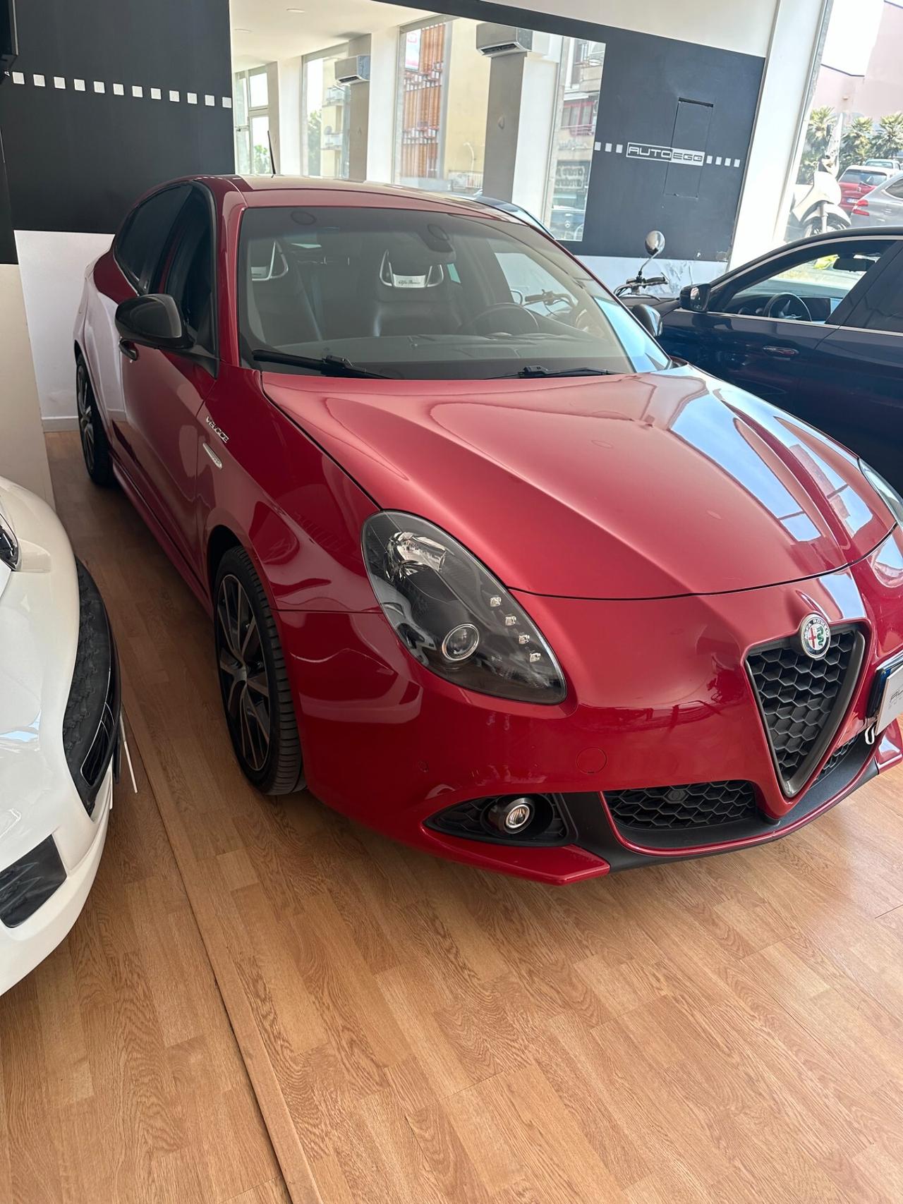 Alfa Romeo Giulietta 1750 Turbo TCT Veloce