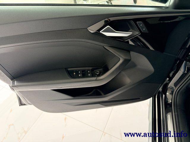 AUDI A1 citycarver 30 TFSI S tronic Admired CITYCARVER