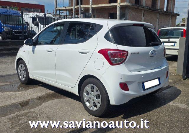 HYUNDAI i10 1.0 MPI Login A/T