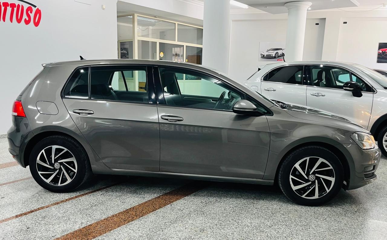 Volkswagen Golf 7 1.6 TDI 110 CV anno 2017 italiana