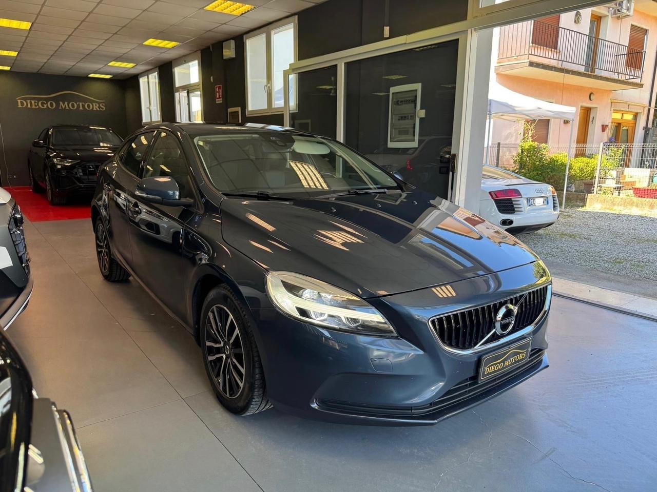 Volvo V40 D2 Geartronic Business Plus