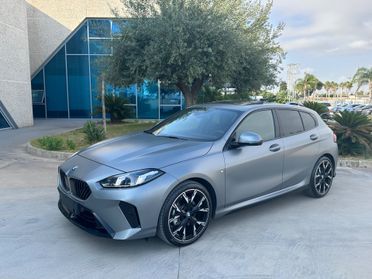 BMW 118 d MSport auto possibilità noleggio no scoring