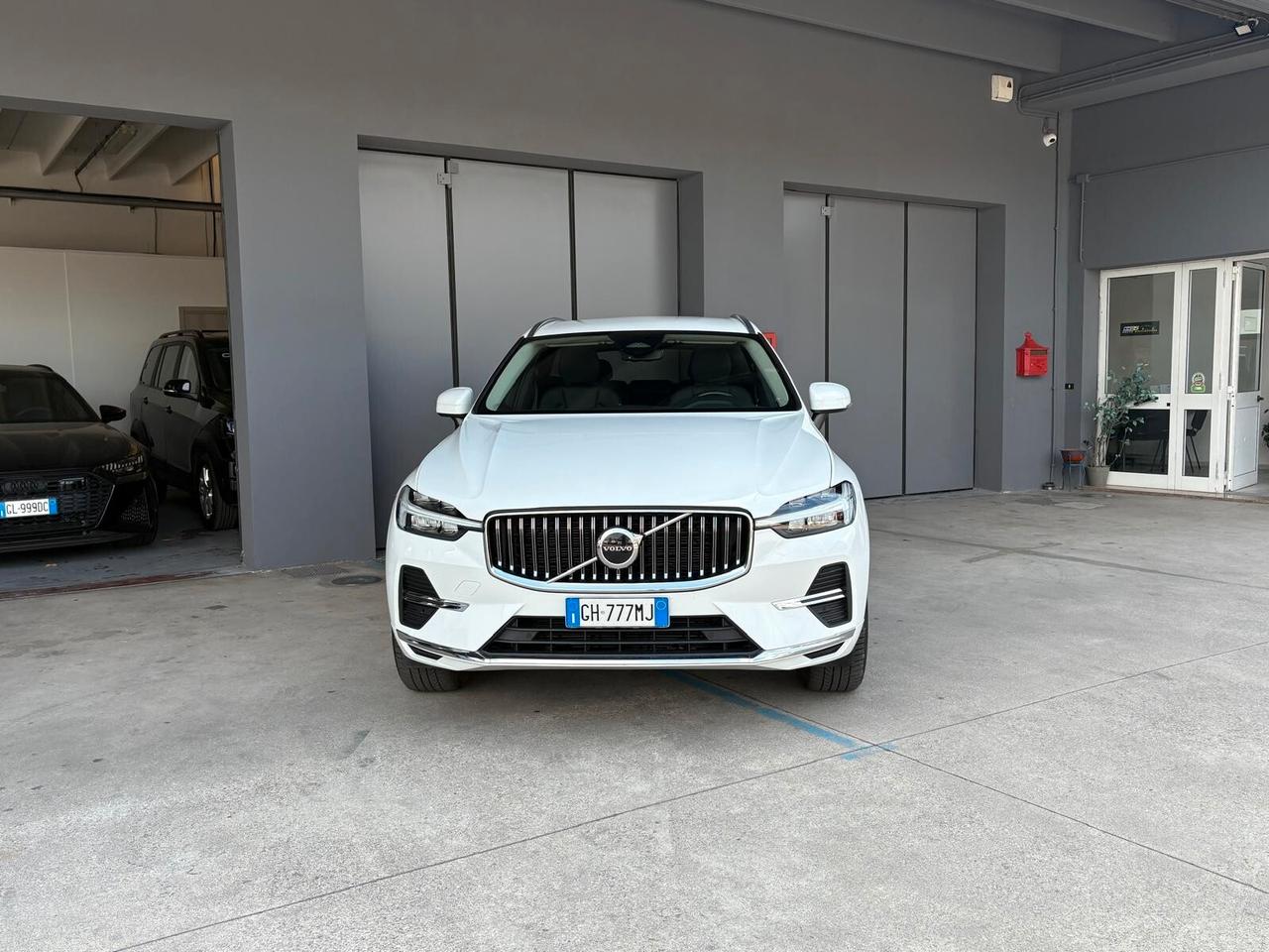 Volvo XC 60 B4 (d) automatico Plus Bright
