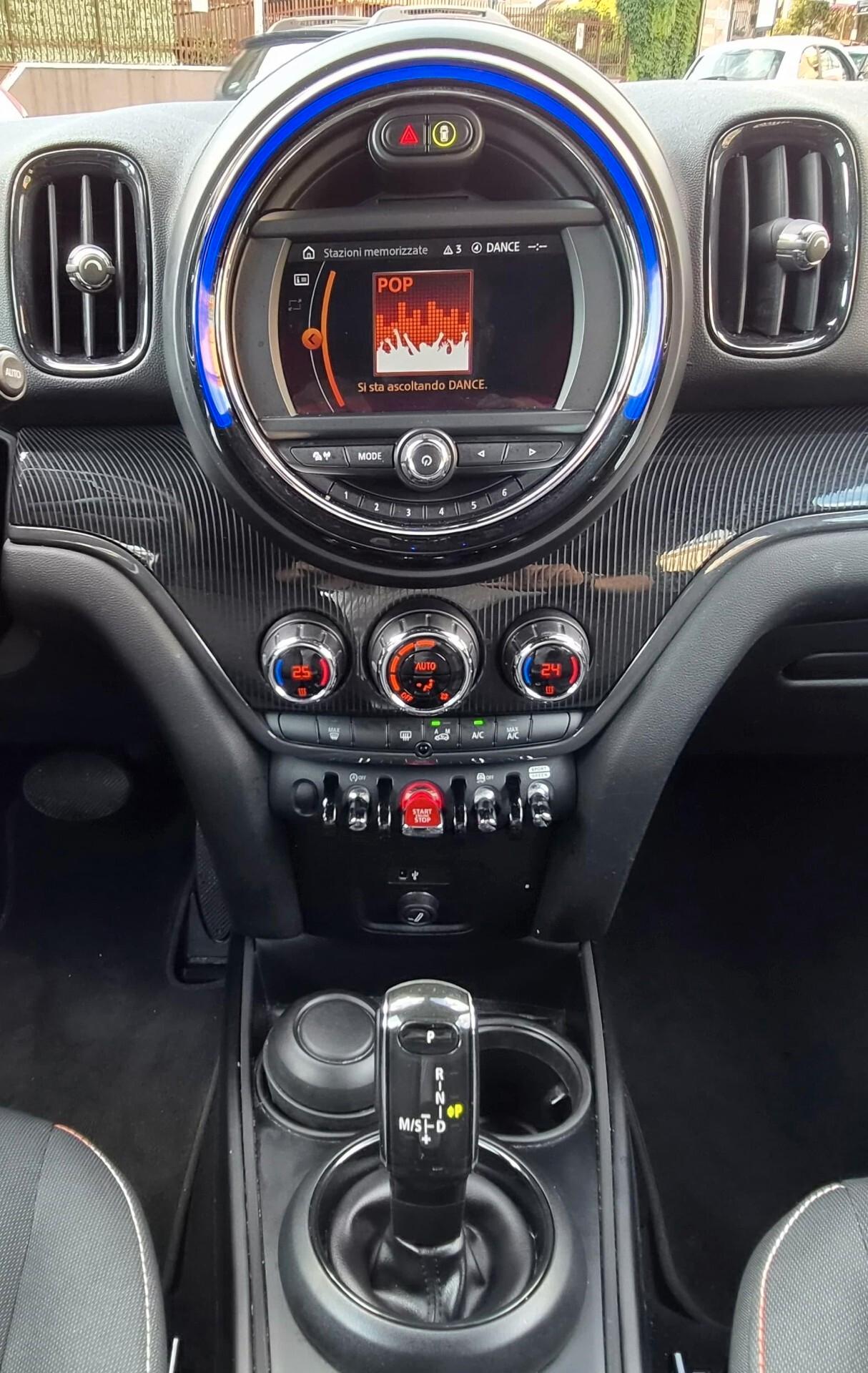 Mini Cooper D Countryman 2.0 Business Automatica