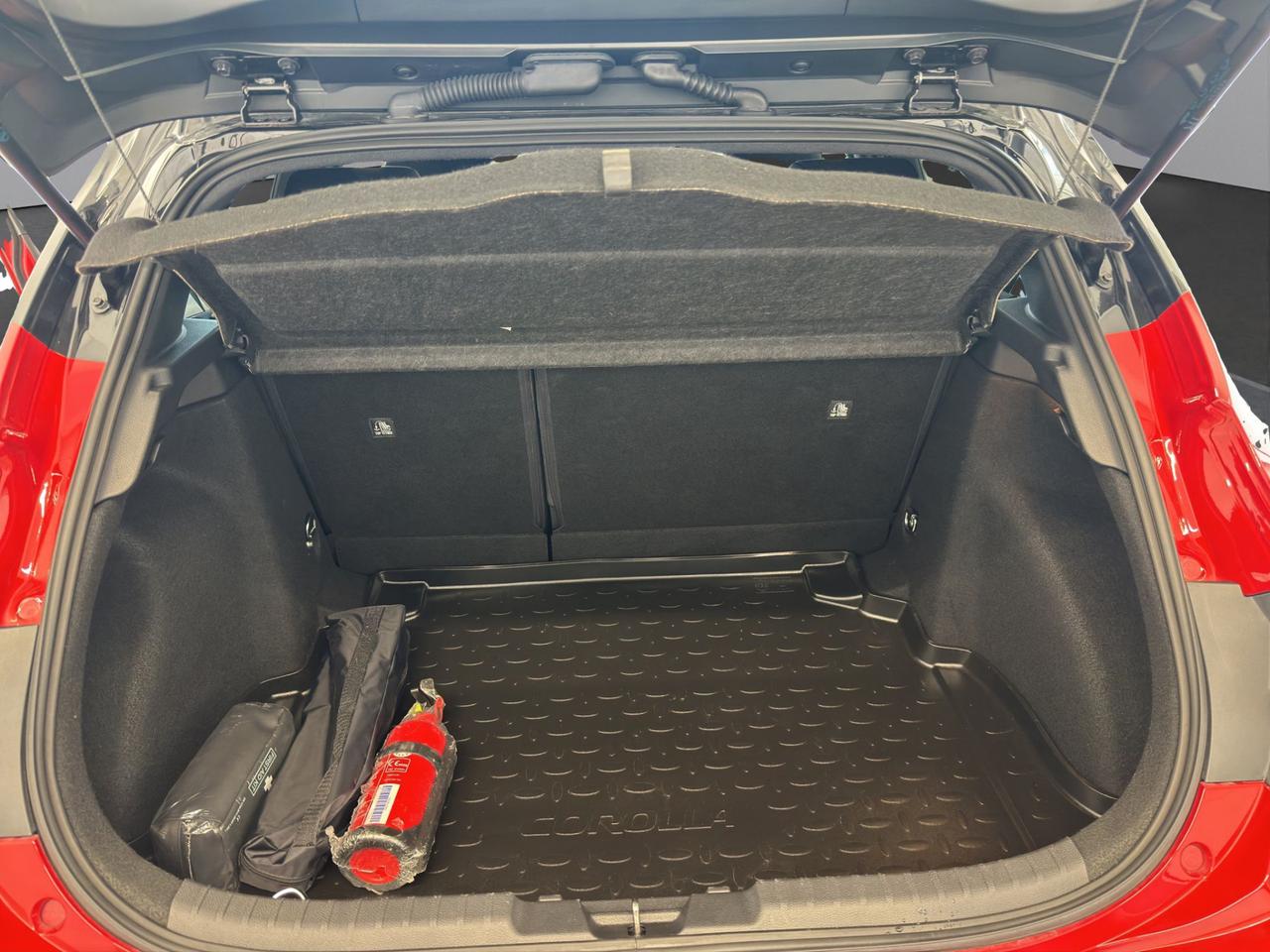 Toyota Corolla 1.8h Style cvt