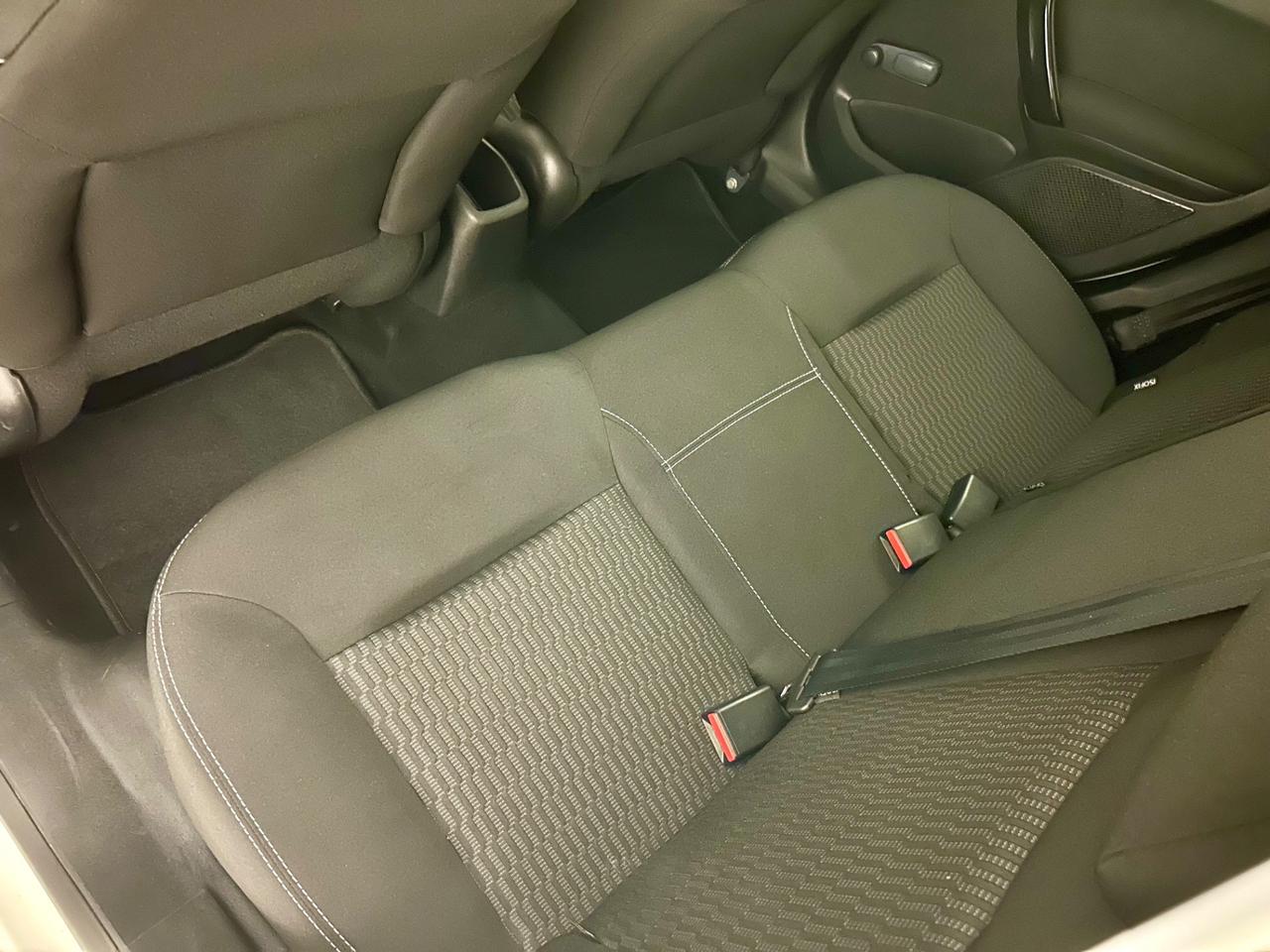 Peugeot 208 BlueHDi 75 5 porte