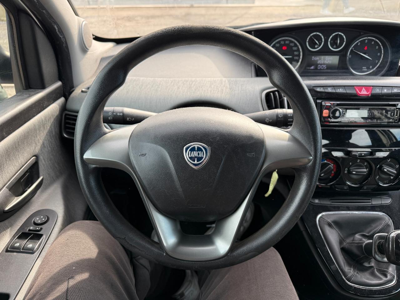 LANCIA YPSILON 2014 900 BENZINA/METANO *LEGGI