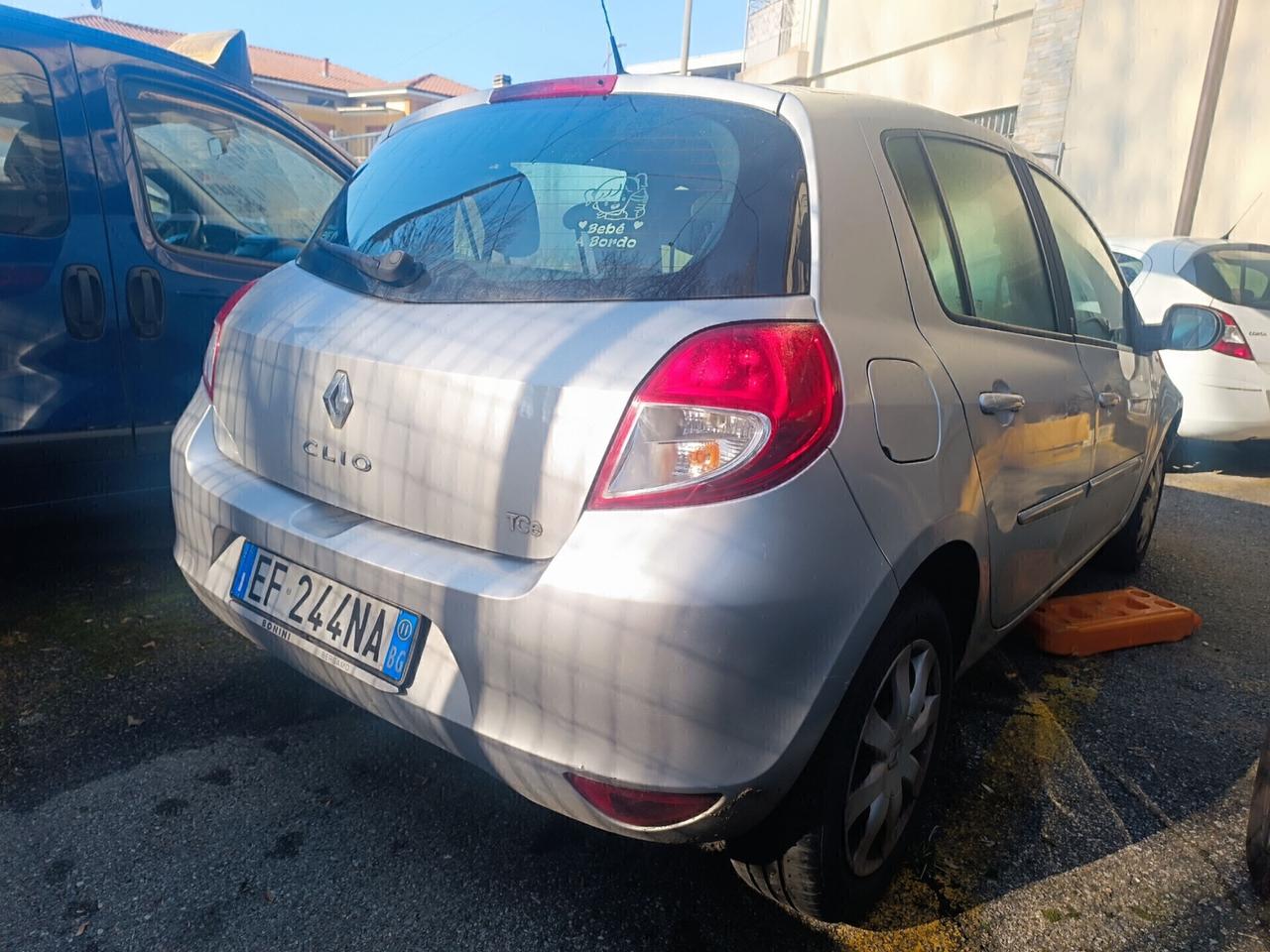 Renault Clio 1.2 TCE 100CV 5 p Yahoo! 112.000KM