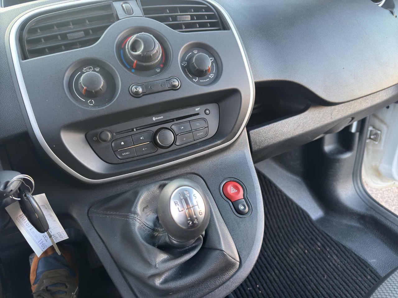 Renault Kangoo 115CV N1 GANCIO TRAINO-CRUISE-6MARCE-RETROCAMERA