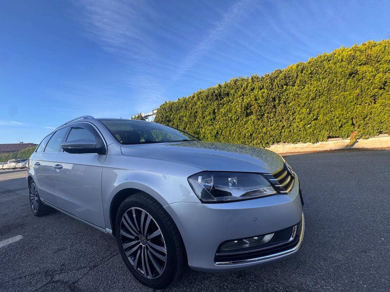 Volkswagen Passat 2.0 TDI DSG Highline BlueM. Tech.