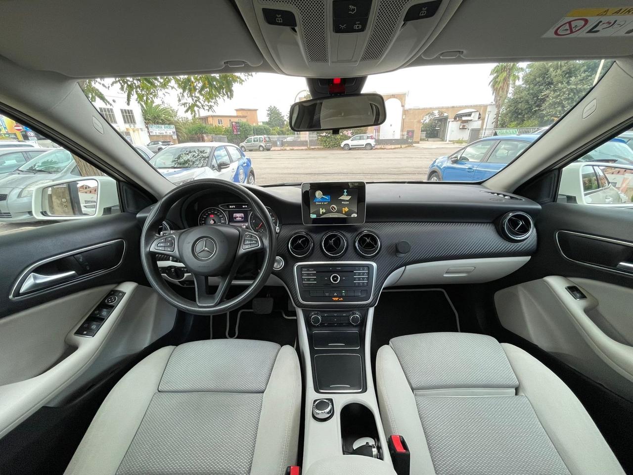 Mercedes GLA 180 d Automatic Executive