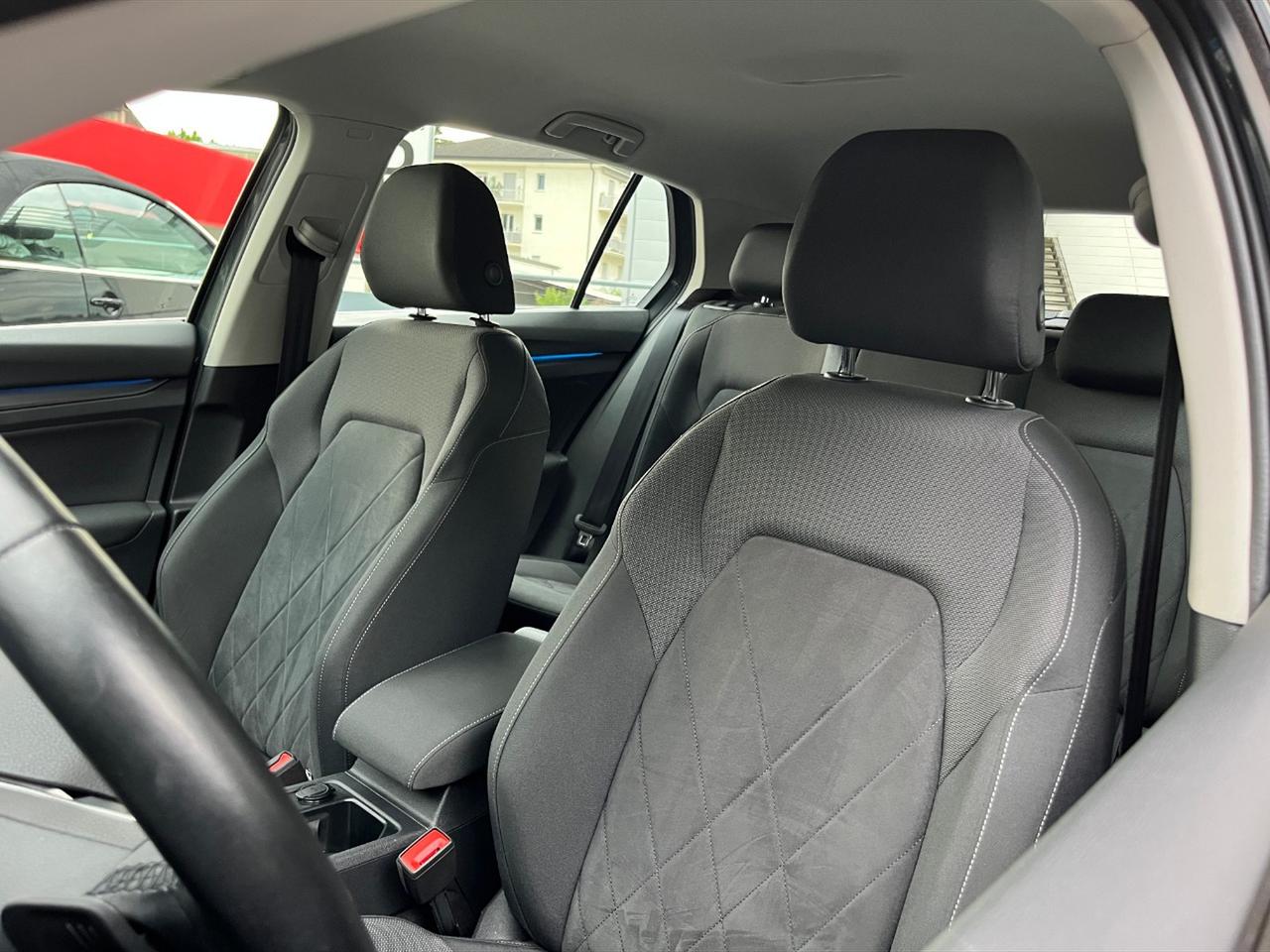 Volkswagen Golf 1.5 etsi evo style 130cv dsg