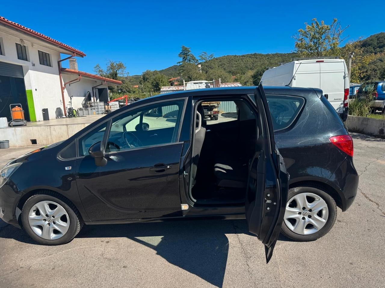 Opel Meriva 1.4 100CV Design Edition