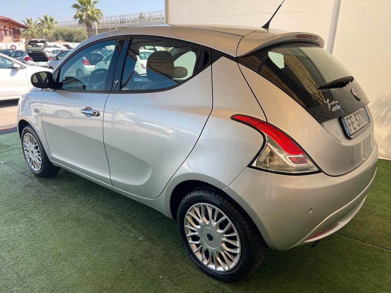 LANCIA YPSILON 1.2 BENZINA 70CV