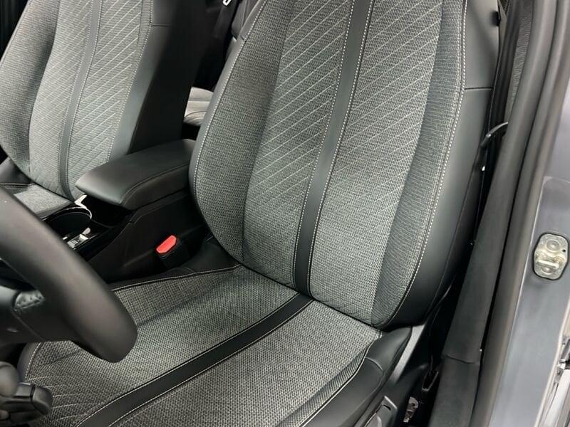 Peugeot 208 Allure PureTech 100 S/S