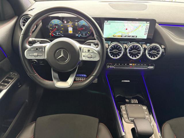 MERCEDES-BENZ GLA 180 d Premium AMG Night Pack AMBIENT * NEOPATENTATI *