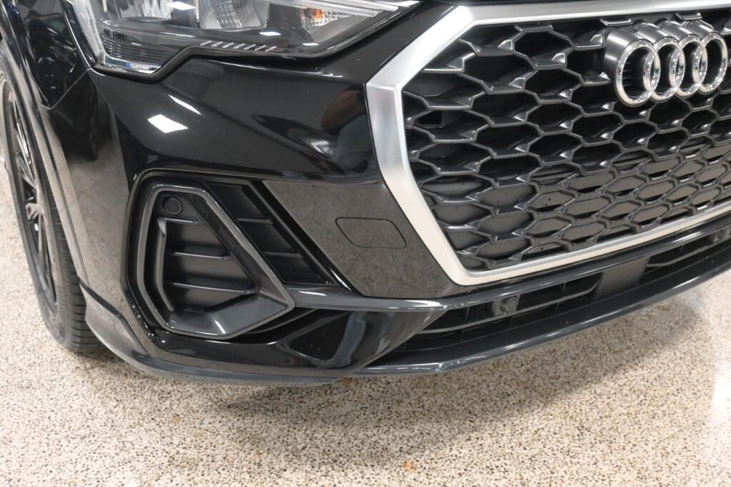 AUDI Q3 35 TDI S TRONIC BUSINESS EDITION