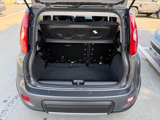 FIAT Panda 1.0 HYBRID CITY LIFE+CLIMATRONIC+SCHERMO+5POSTI