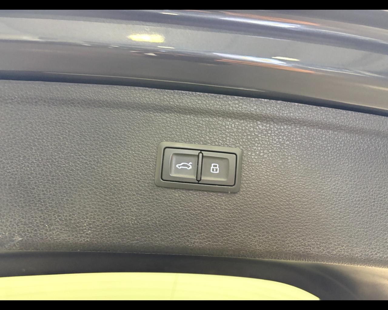 AUDI Q5 40 TDI MHEV S-TRONIC QUATTRO S-LINE PLUS