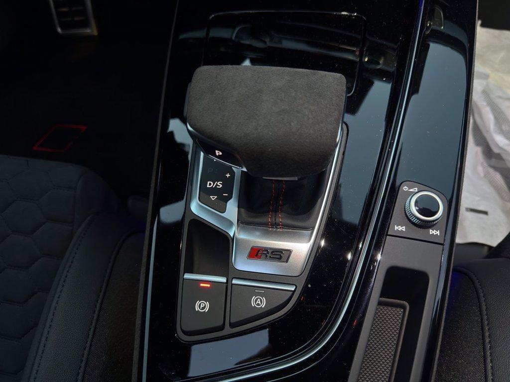 AUDI Rs4 avant 2.9 tfsi quattro 450cv tiptronic del 2024
