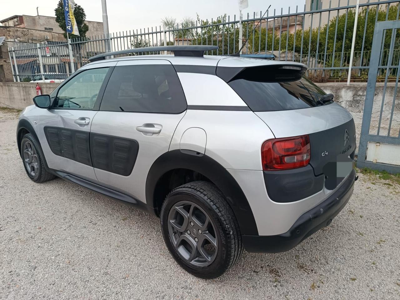 Citroen C4 Cactus BlueHDi 100 S&S Shine