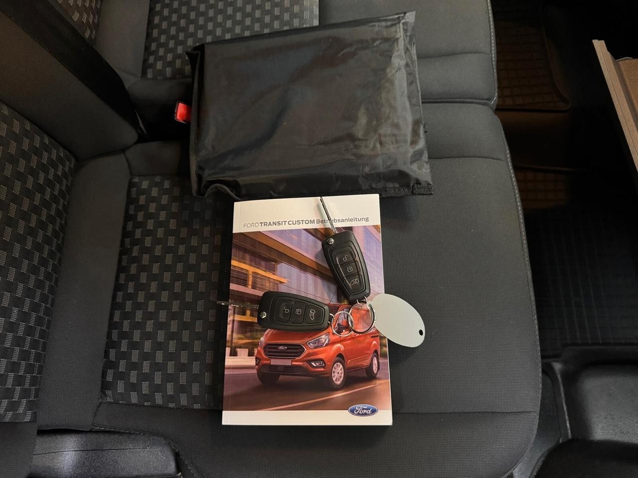 Ford Transit Custom 320 2.0 EcoBlue 130 aut. PL Combi Trend 9 POSTI FULL OPT.