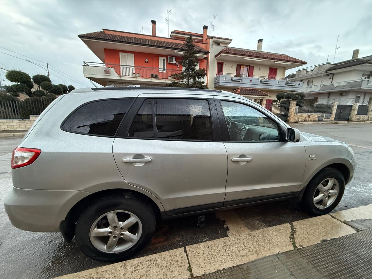 Hyundai Santa Fe 2.2 CRDi VGT Dynamic 4x2 5 p.ti
