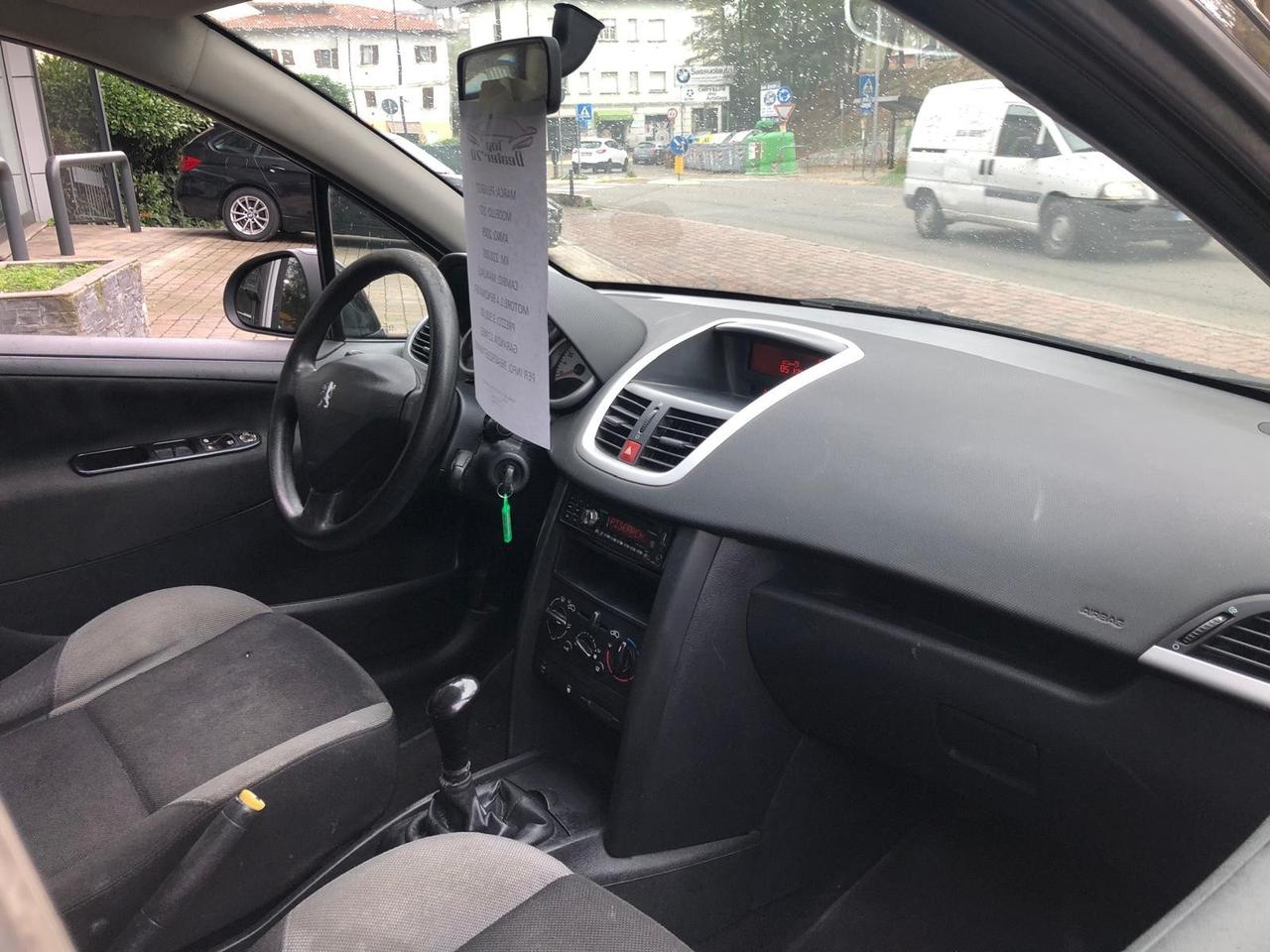 Peugeot 207 1.4 8V 75CV 5p. Energie Sport ECO GPL