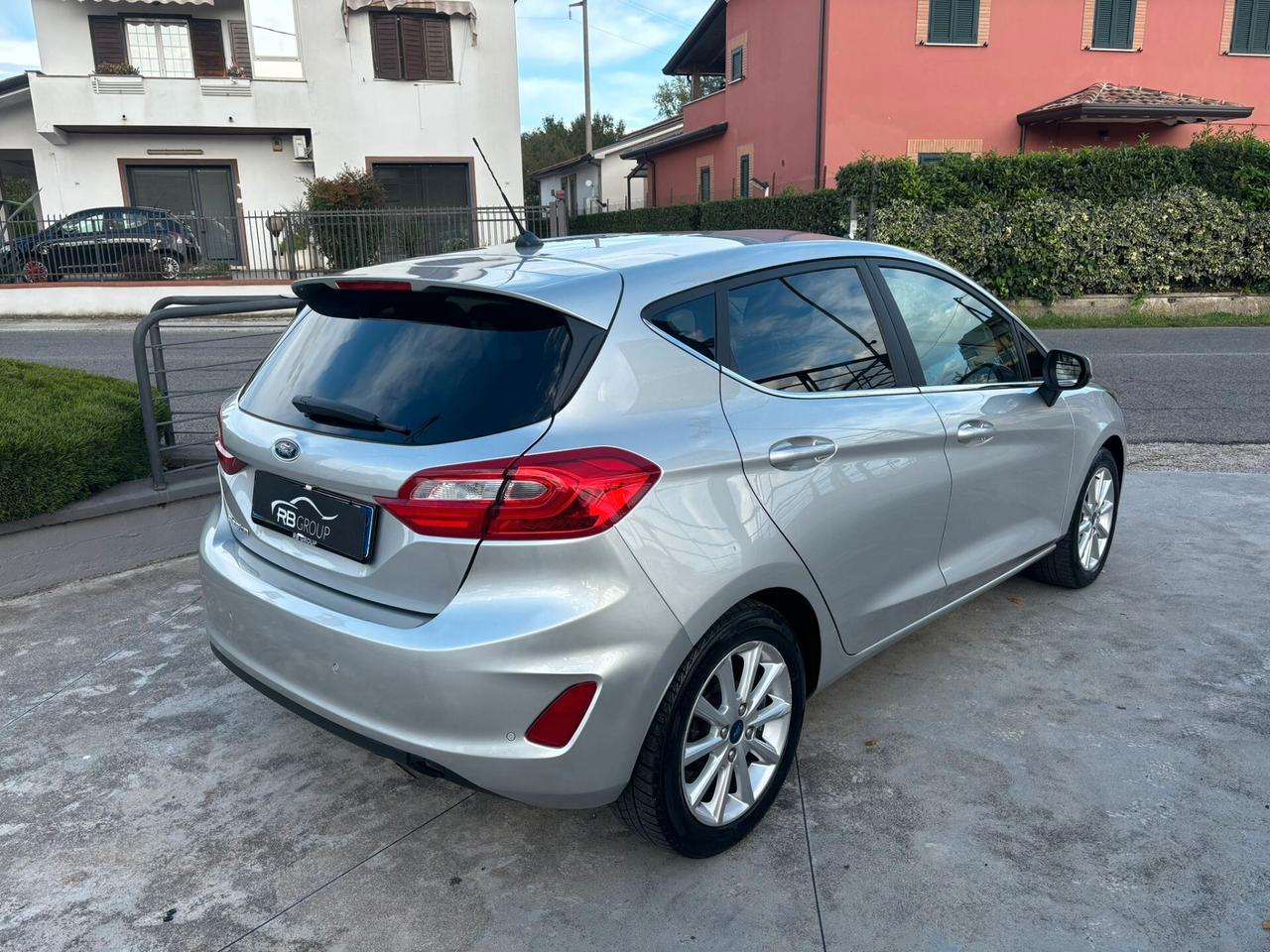 Ford Fiesta 1.1 75 CV GPL 5 porte Plus