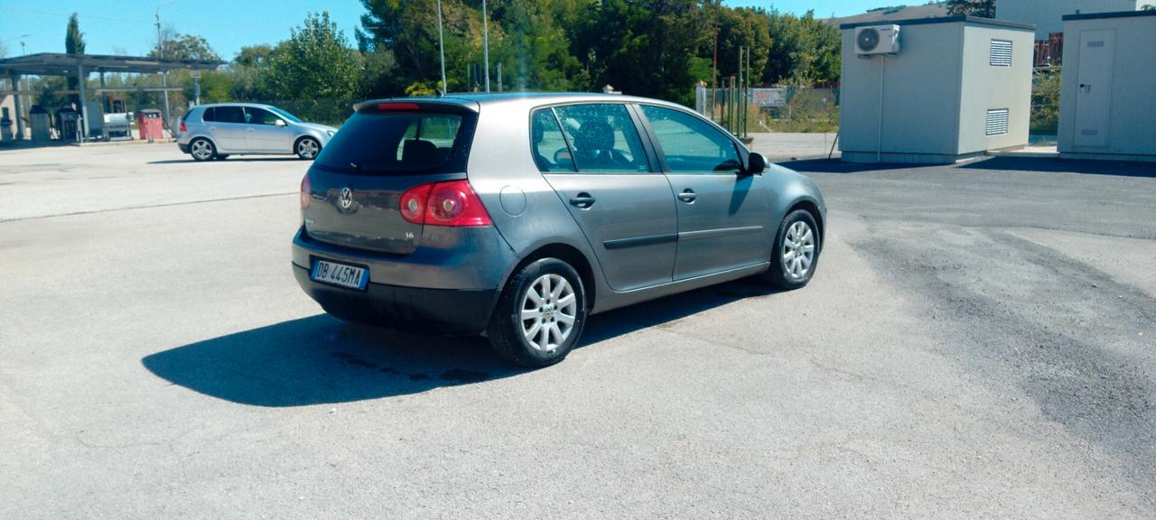 Volkswagen Golf 1.6 5p. Gpl