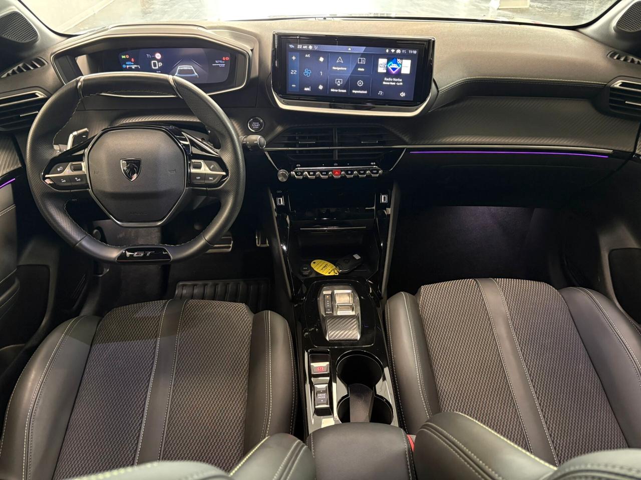 Peugeot 208 Hybrid 136 e-DCS6 GT