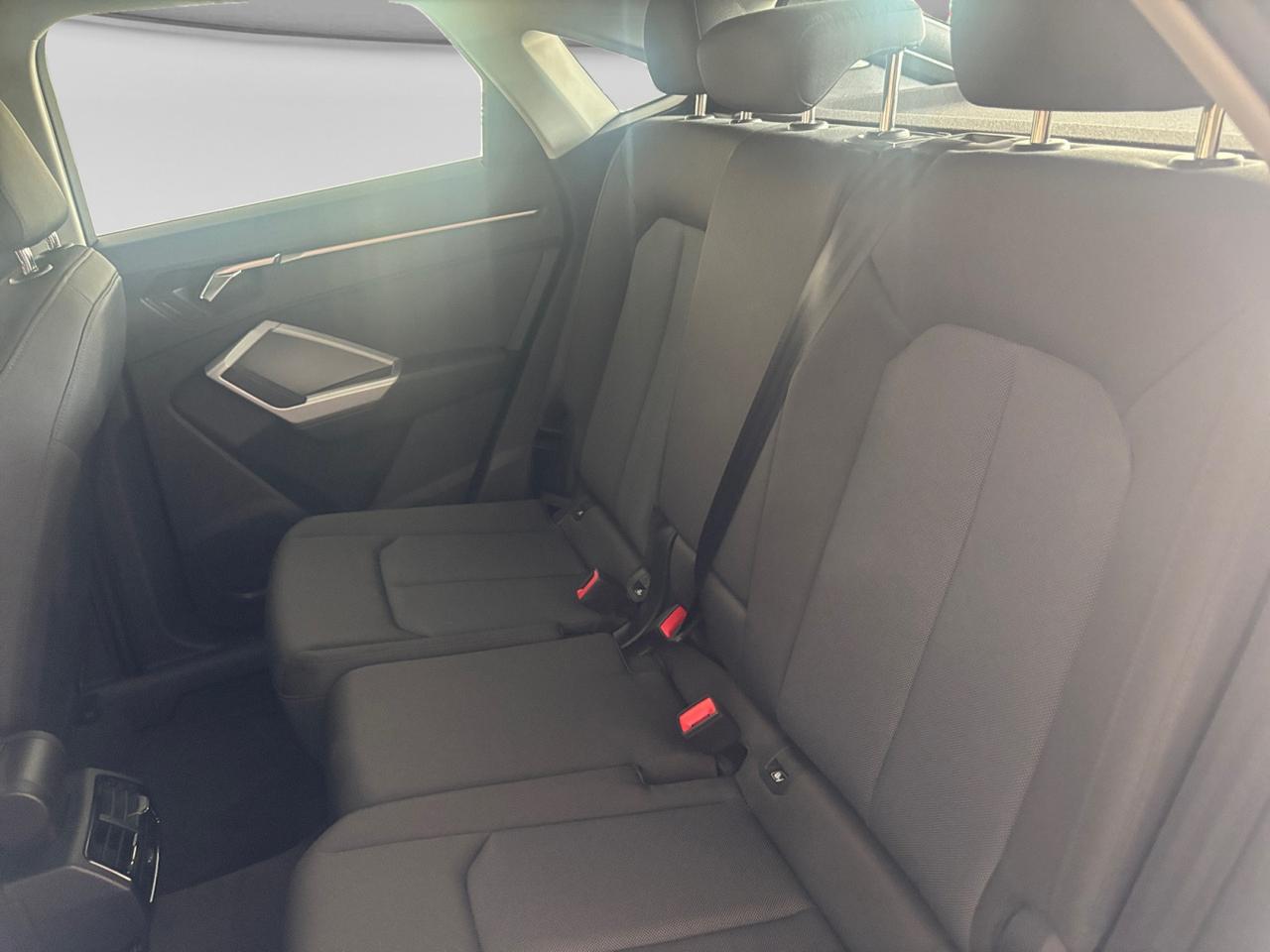 AUDI Q3 I 2019 Sportback - Q3 Sportback 35 2.0 tdi Business Plus