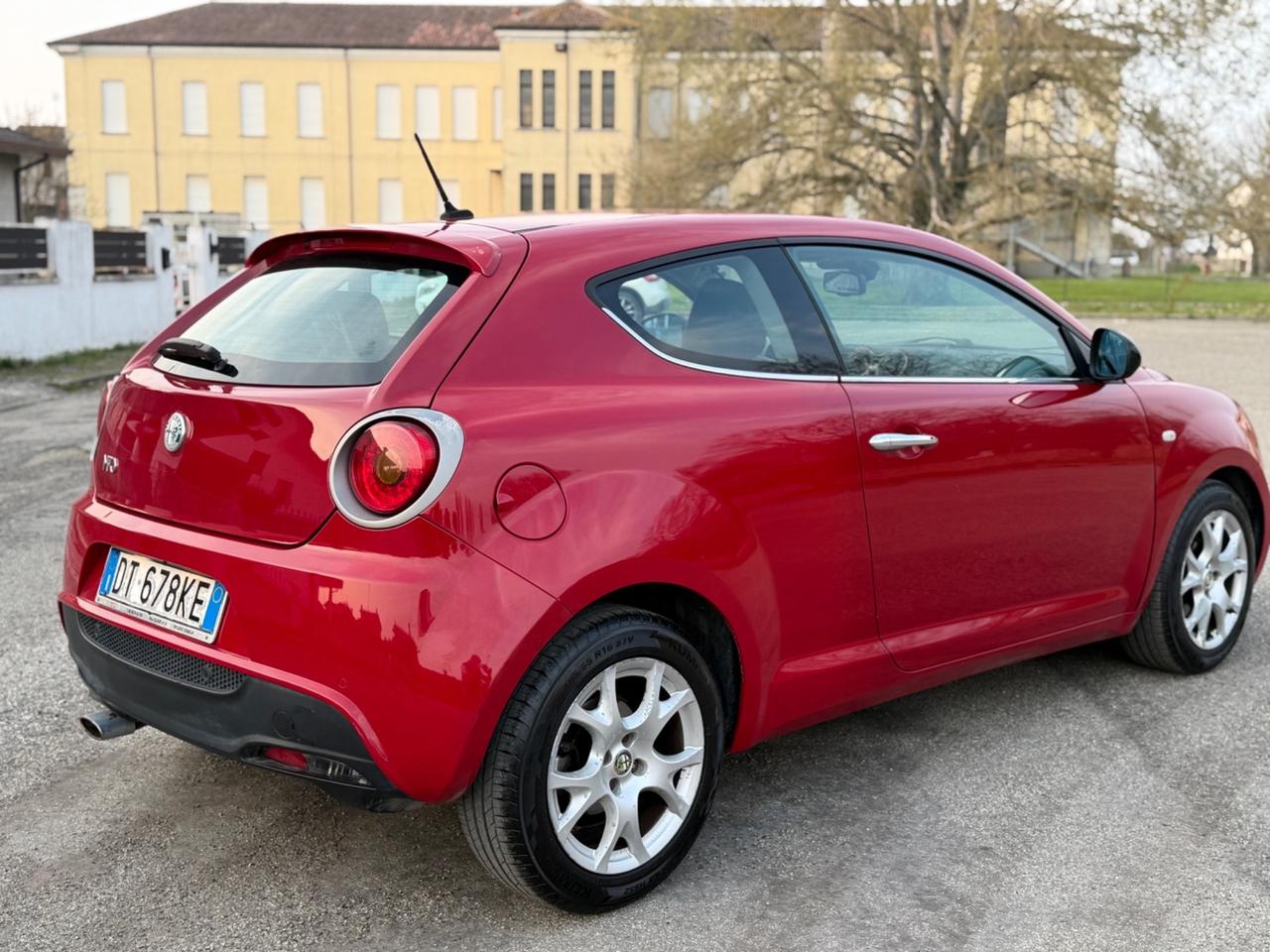 Alfa Romeo MiTo 1.4 78 CV Distinctive Sport Pack