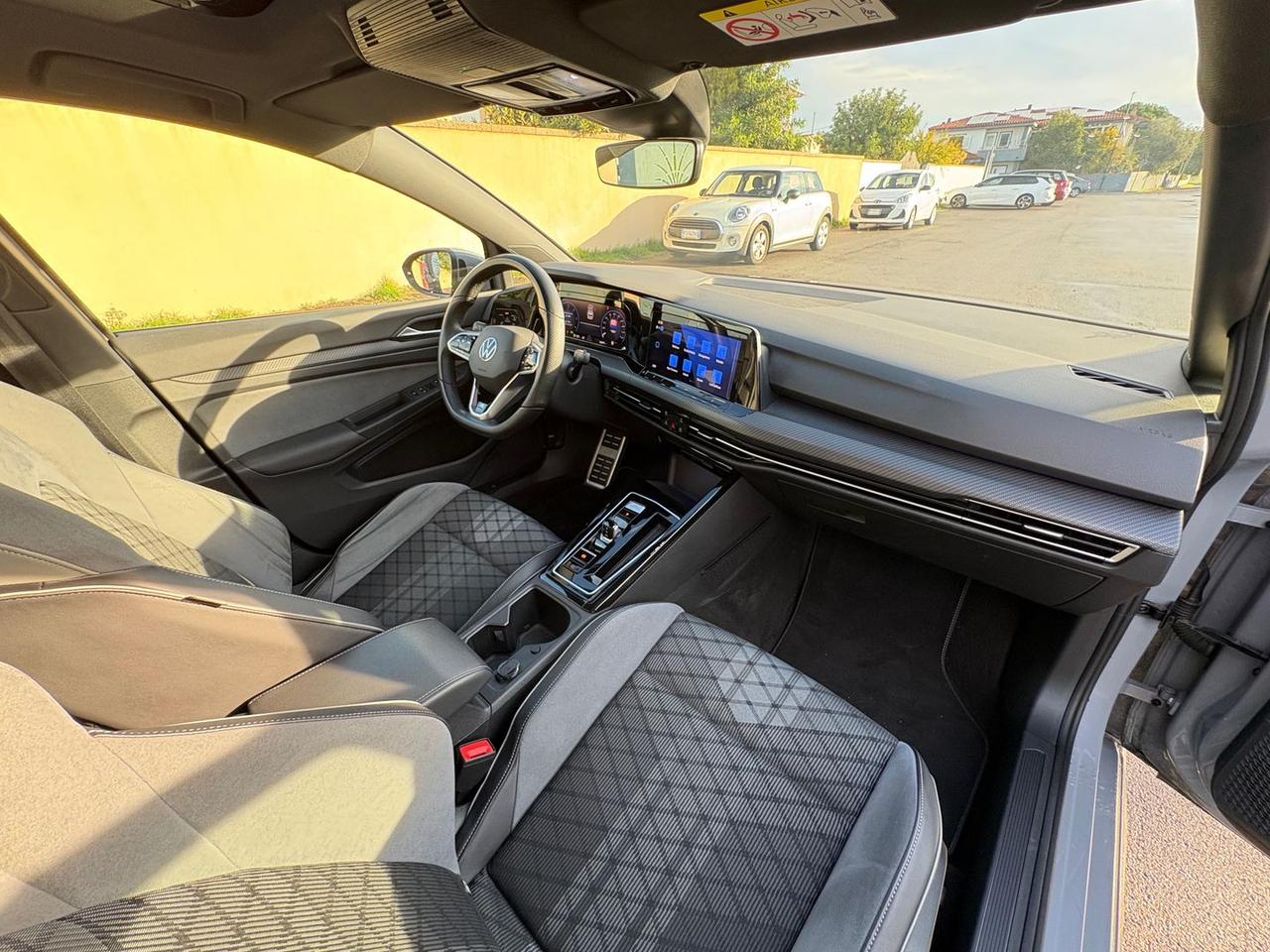 Volkswagen Golf 2.0 TDI R Line #7276