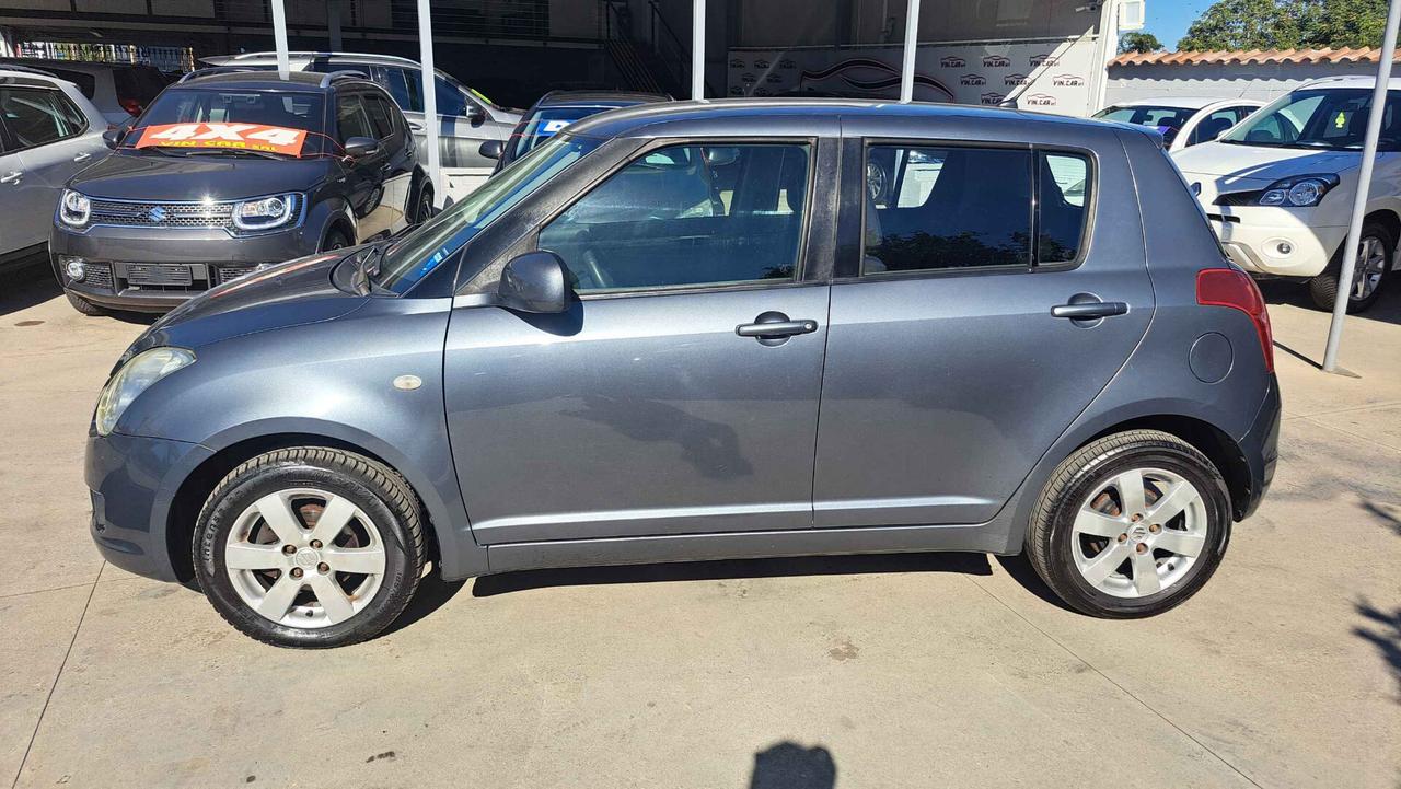 Suzuki Swift 1.3 4x4 5p. GL