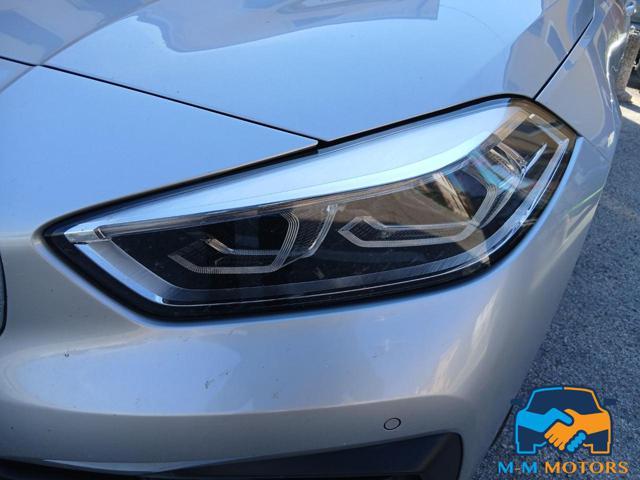 BMW 118 i 5p. Business Advantage