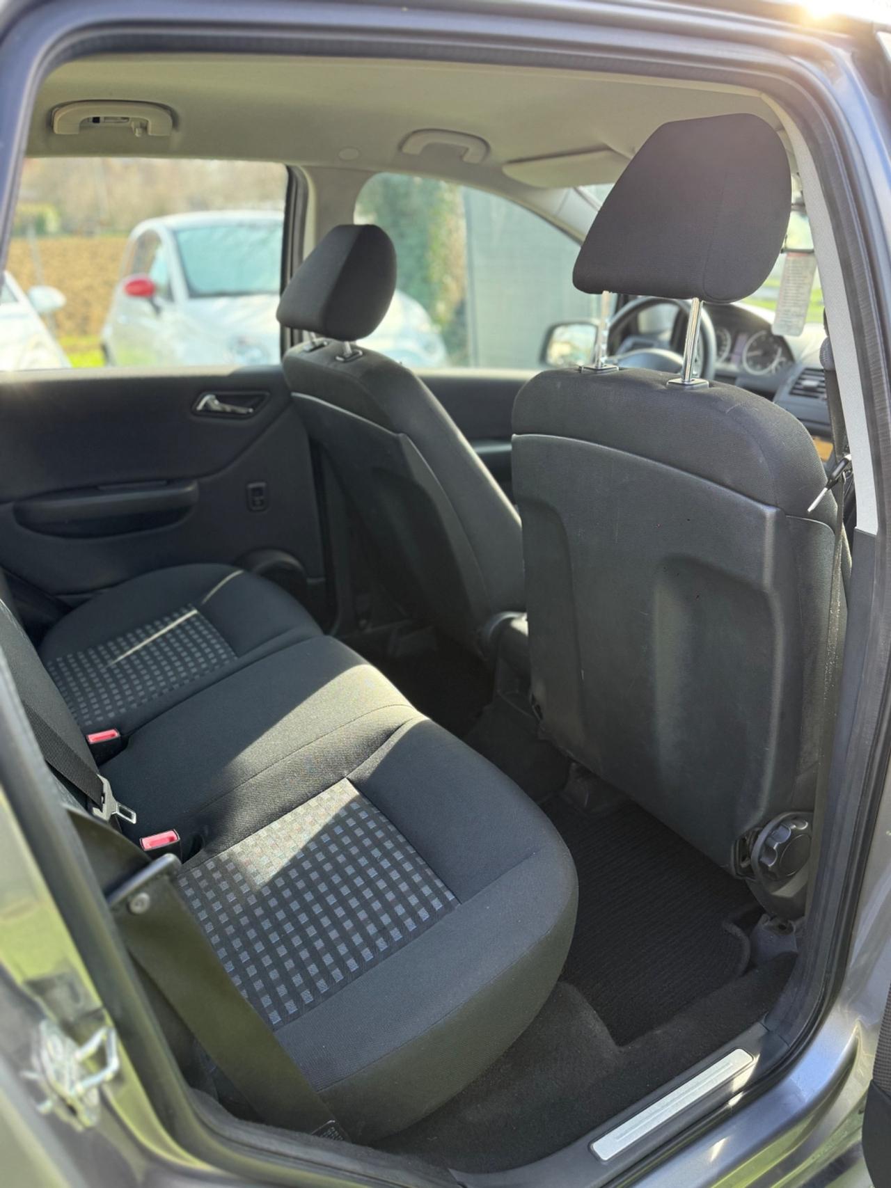 Mercedes CLASSE A 160 BENZINA 2011 BLUEFFICENCY NEOPATENTATI