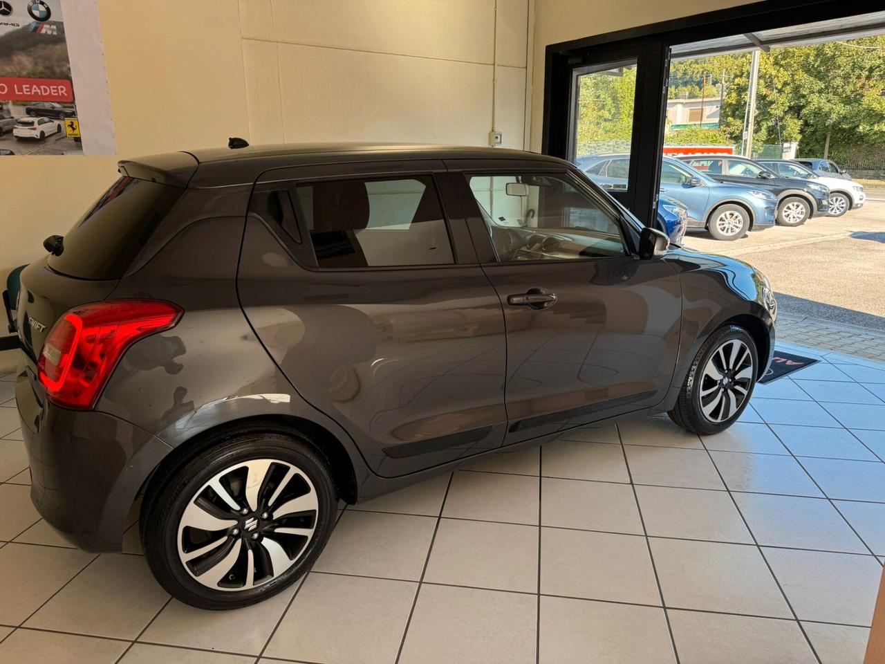 Suzuki Swift 1.2 Hybrid Top