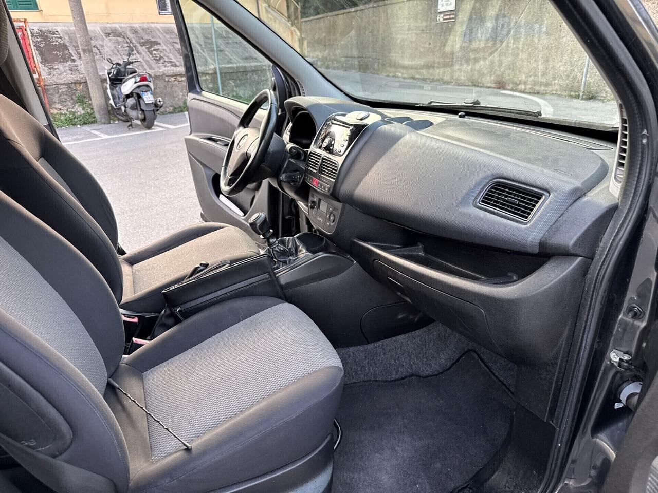 Fiat Doblò 2.0 MJT 16V km 160.000 5 posti - EMOTION