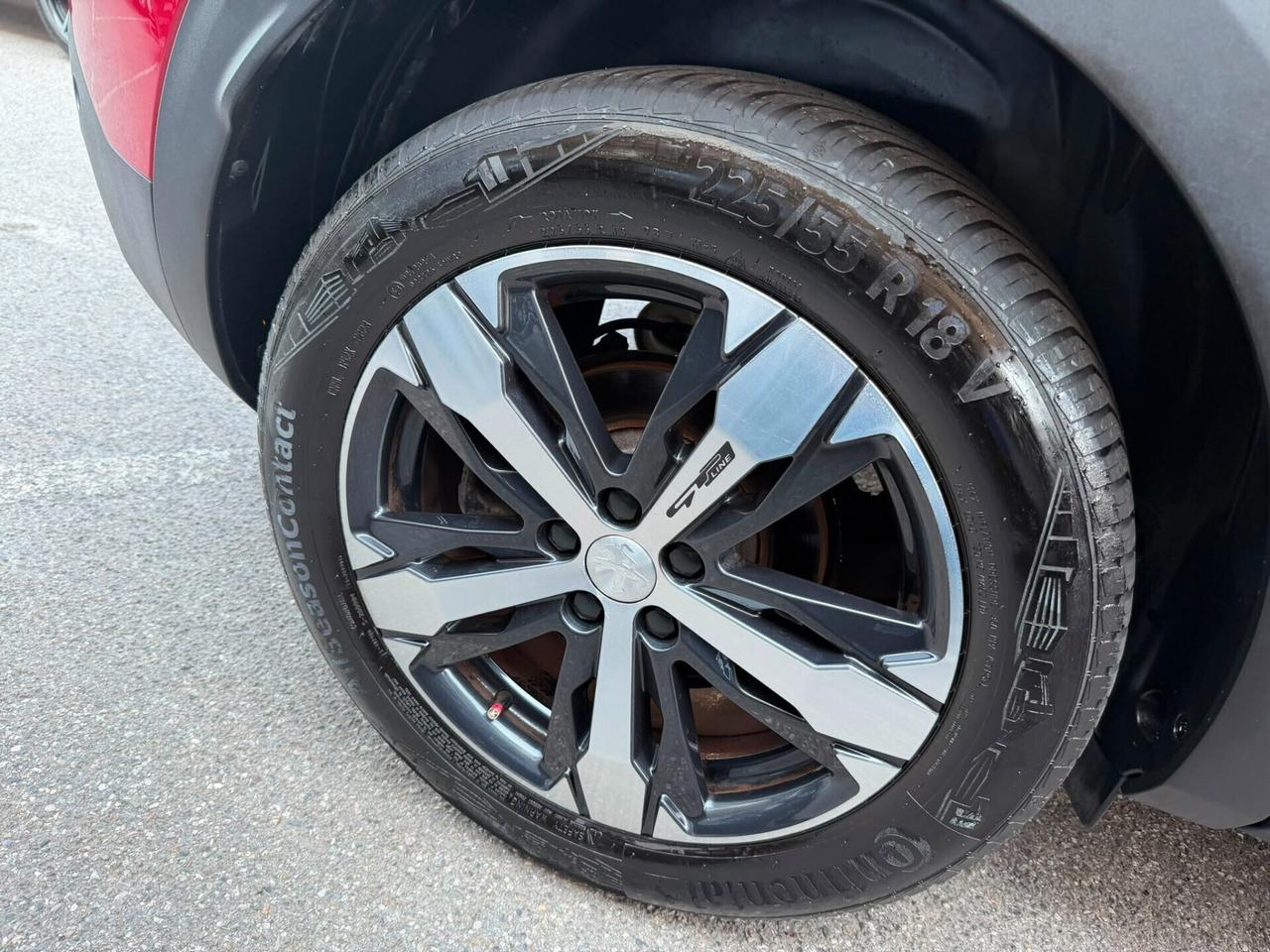 Peugeot 3008 1.2 GT LINE