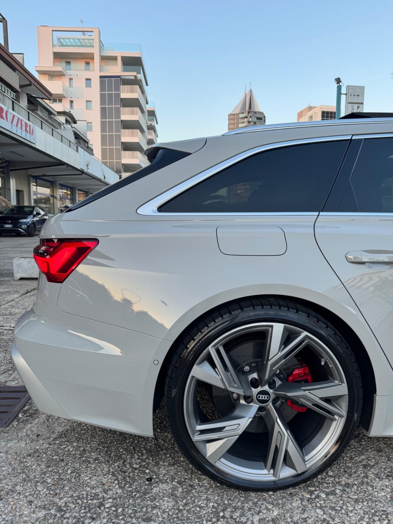 AUDI RS6 4.0 600cv EXTRA FULL 21 (PERMUTO)