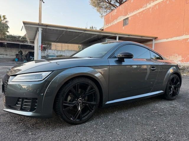 Audi TT COUPE' 2.0 TDI quattro S tronic S line