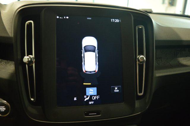 VOLVO XC40 T2 automatico Essential