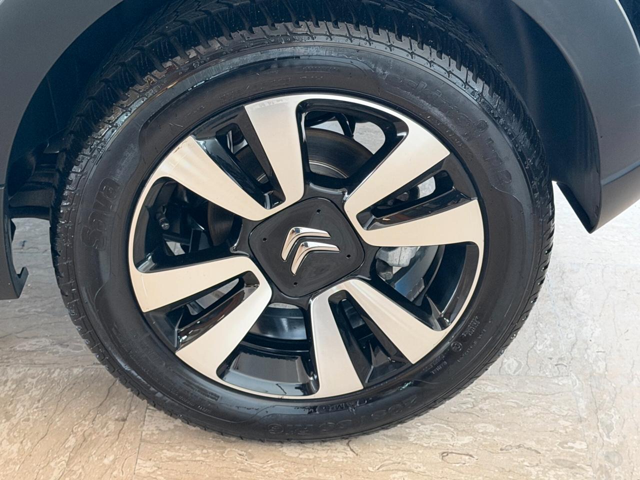 Citroen C3 1.5 BLUEHDI 100 cv. SHINE